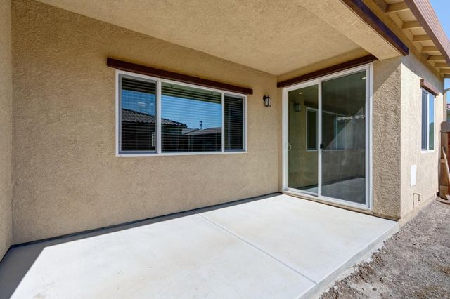 860 Fritz Dr, Los Banos, CA 93635