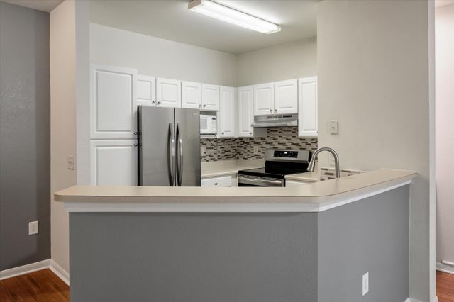 60 Fenwick Hall Alley 331, Johns Island, SC 29455