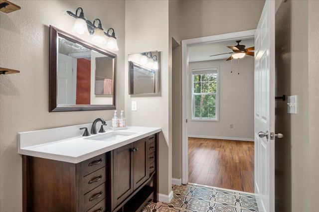 60 Fenwick Hall Alley 331, Johns Island, SC 29455