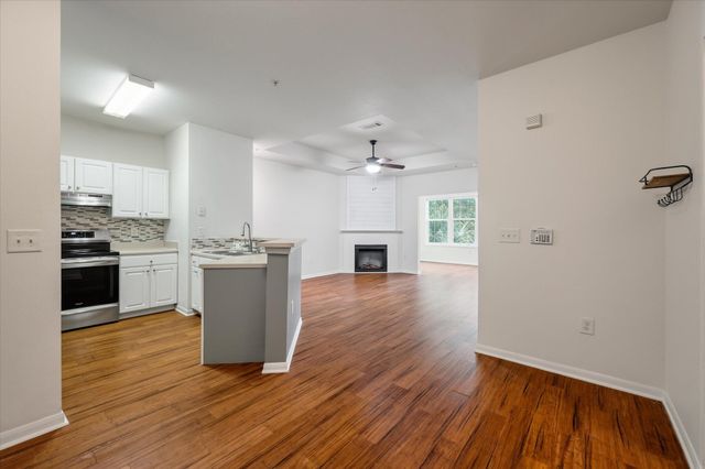 60 Fenwick Hall Alley 331, Johns Island, SC 29455
