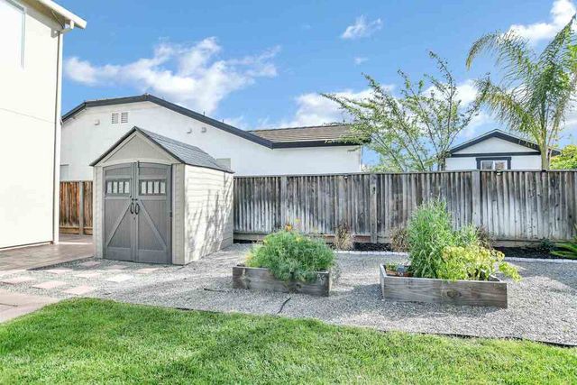 6060 Tazetta Dr, Oakley, CA 94561