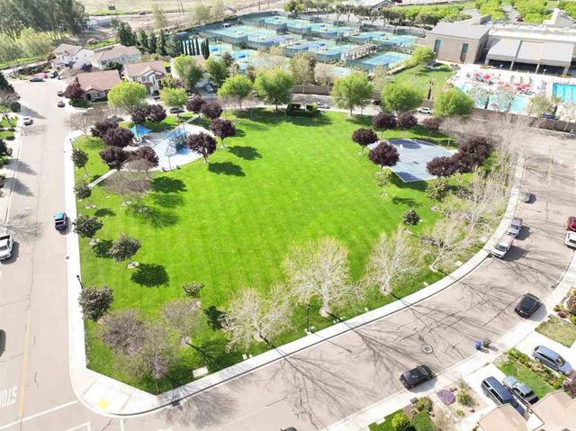 6060 Tazetta Dr, Oakley, CA 94561