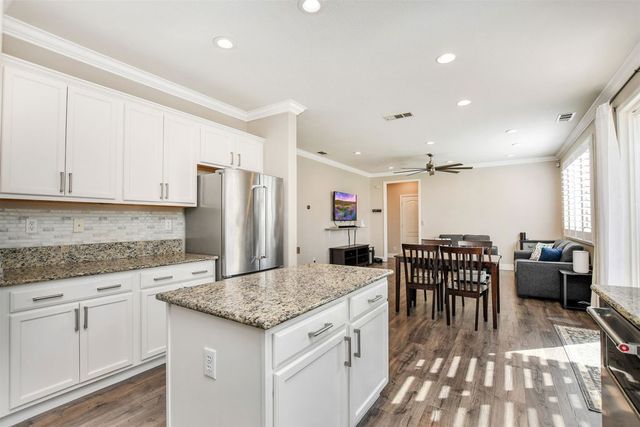 6060 Tazetta Dr, Oakley, CA 94561