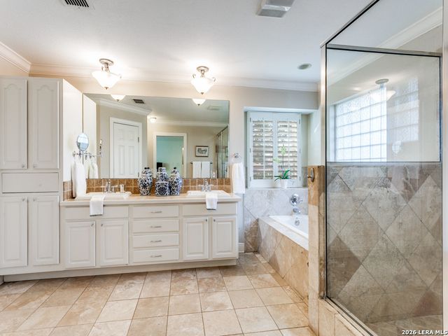 748 Eventide, Terrell Hills, TX 78209