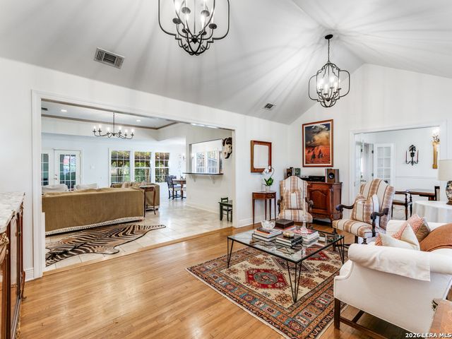 748 Eventide, Terrell Hills, TX 78209