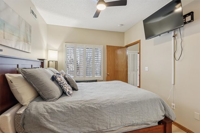 2531 Patricia Drive, Urbandale, IA 50322