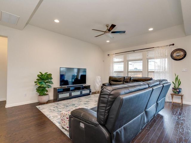 17312 Antioch Ave, Pflugerville, TX 78660