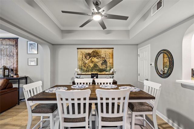488 Mariners Drive, Kemah, TX 77565