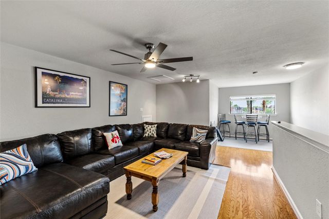 488 Mariners Drive, Kemah, TX 77565