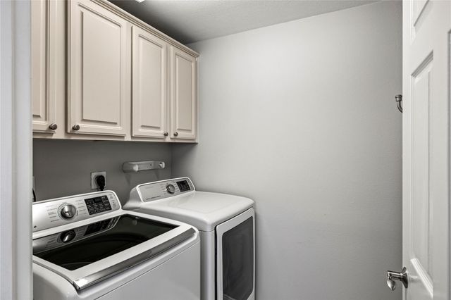 488 Mariners Drive, Kemah, TX 77565