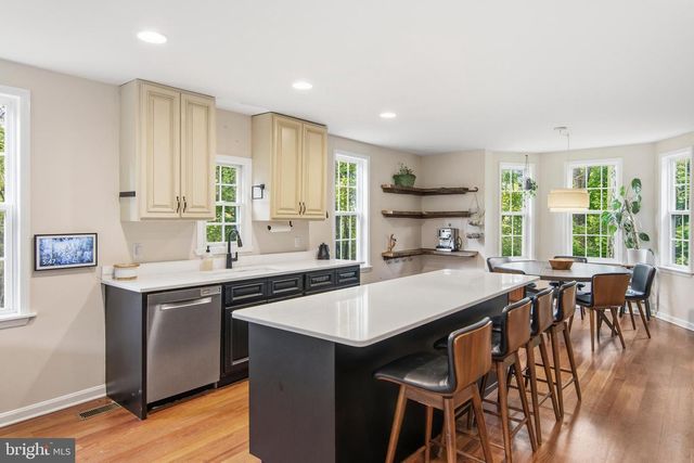 18708 YORK RD, Parkton, MD 21120
