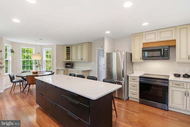 18708 YORK RD, Parkton, MD 21120
