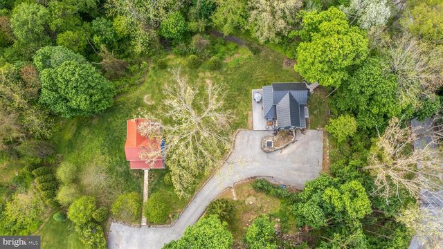 18708 YORK RD, Parkton, MD 21120