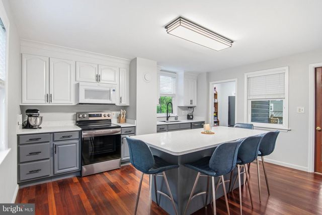 18708 YORK RD, Parkton, MD 21120