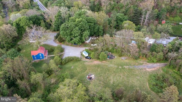 18708 YORK RD, Parkton, MD 21120