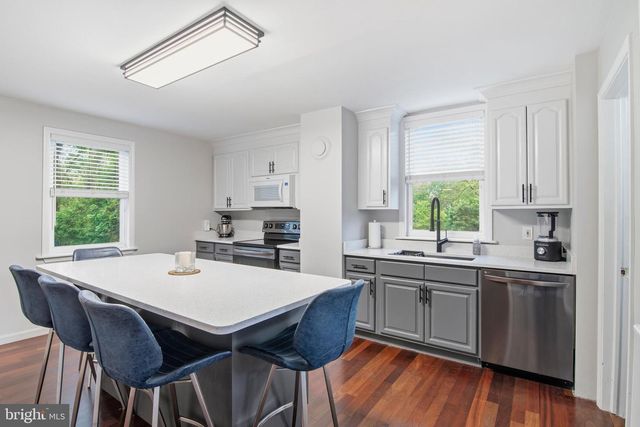 18708 YORK RD, Parkton, MD 21120
