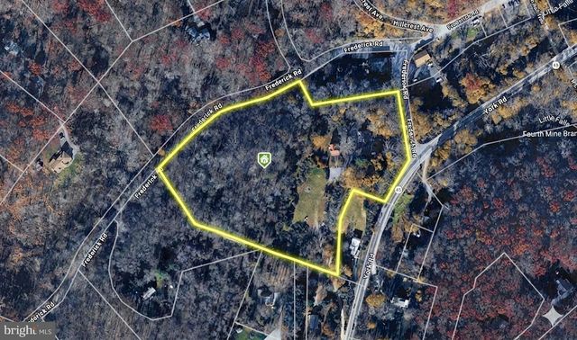 18708 YORK RD, Parkton, MD 21120