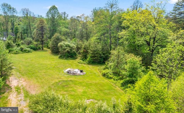18708 YORK RD, Parkton, MD 21120