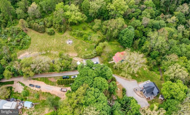 18708 YORK RD, Parkton, MD 21120