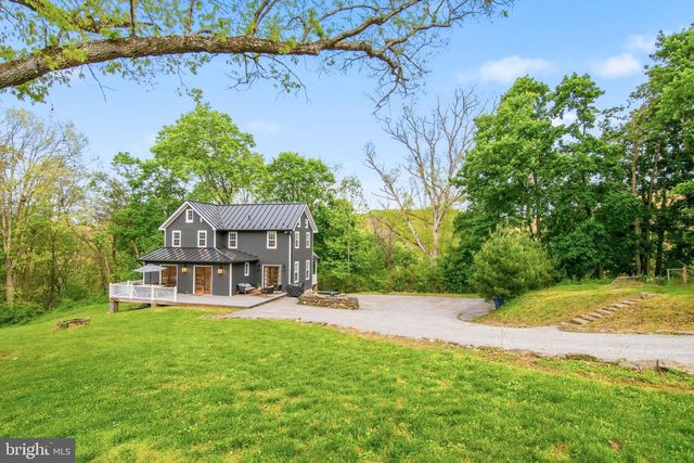 18708 YORK RD, Parkton, MD 21120