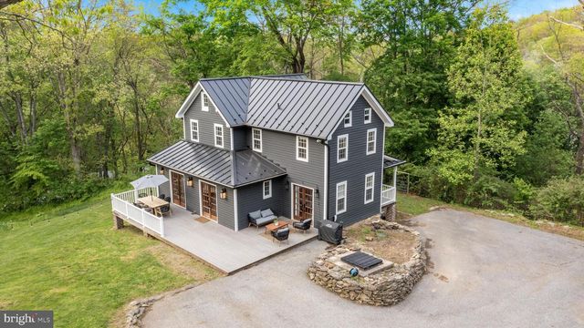 18708 YORK RD, Parkton, MD 21120