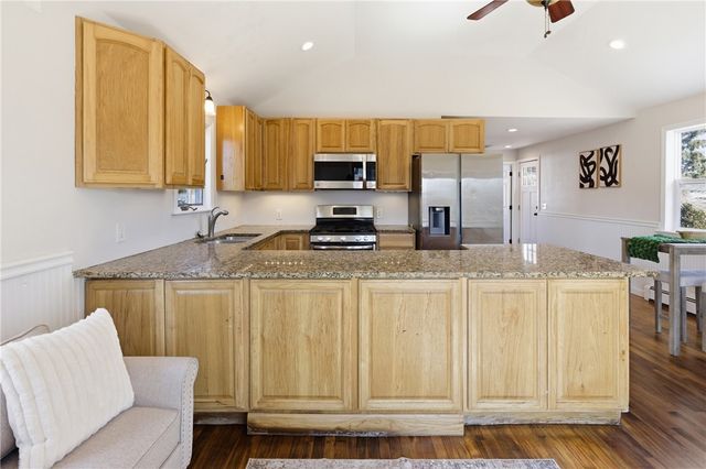 52 Hazard Avenue, Warwick, RI 02889