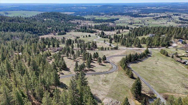 6707 E Sagewood Ln, Spokane, WA 99223