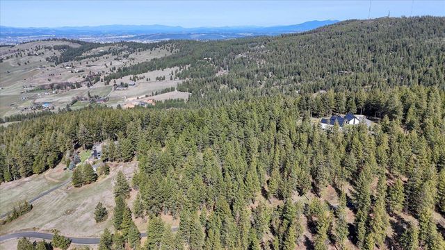 6707 E Sagewood Ln, Spokane, WA 99223