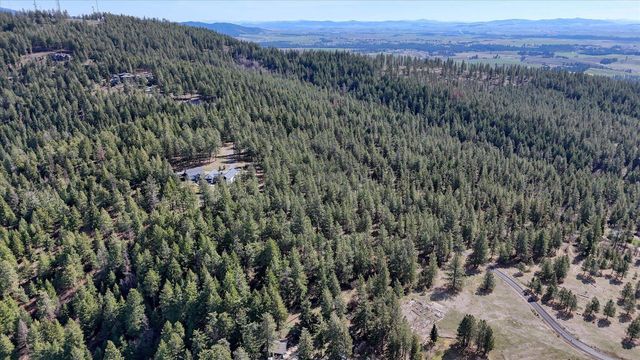 6707 E Sagewood Ln, Spokane, WA 99223