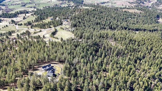 6707 E Sagewood Ln, Spokane, WA 99223