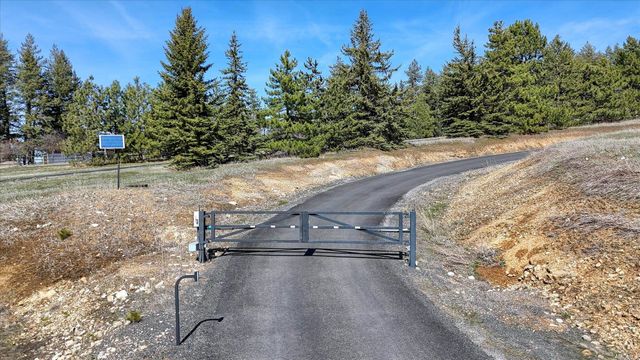 6707 E Sagewood Ln, Spokane, WA 99223