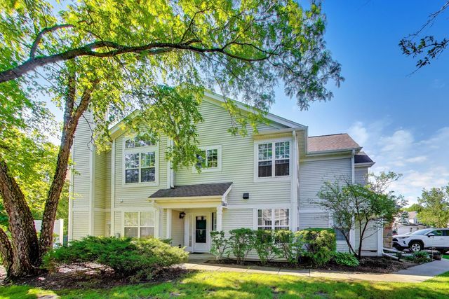 1160 Bristol Lane, Buffalo Grove, IL 60089