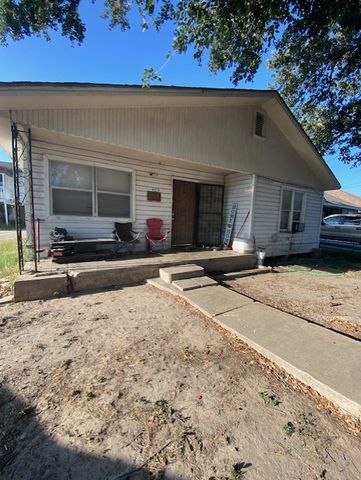 405 & 409 Chaparral St, Alice, TX 78332