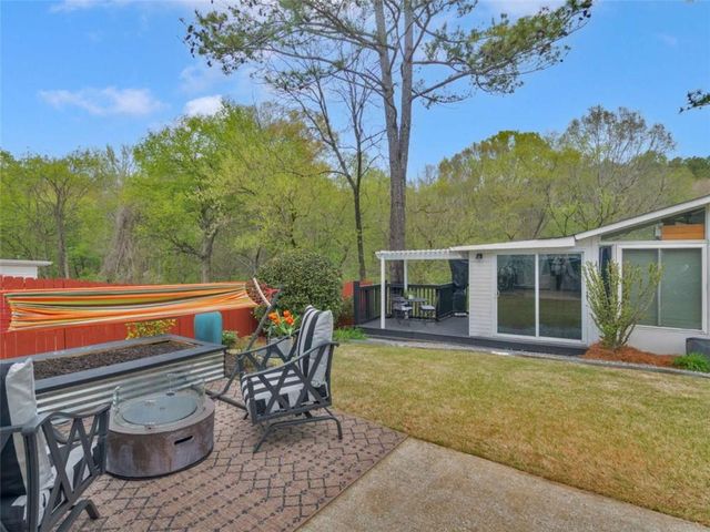 2732 River Tree Drive, Decatur, GA 30034