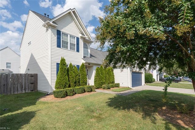 518 Whisper WALK, Chesapeake, VA 23322