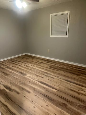 1107 S Cypress Street, Pine Bluff, AR 71603