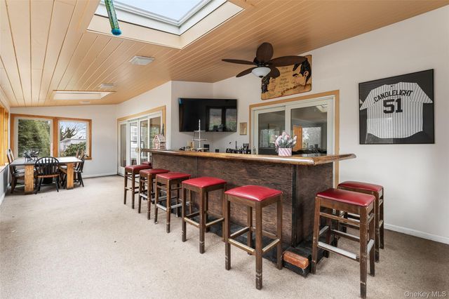 285 Old Colony Road, Hartsdale, NY 10530