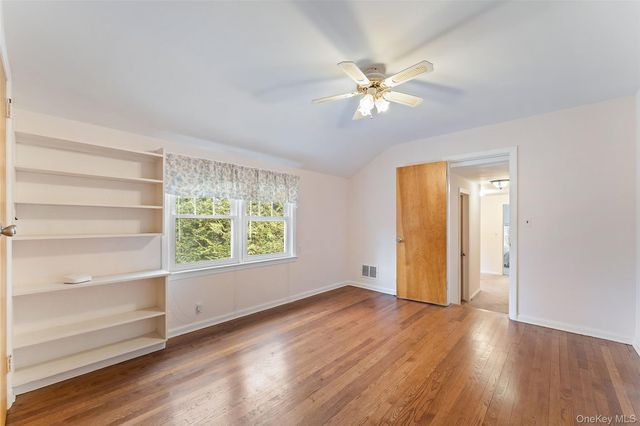 285 Old Colony Road, Hartsdale, NY 10530