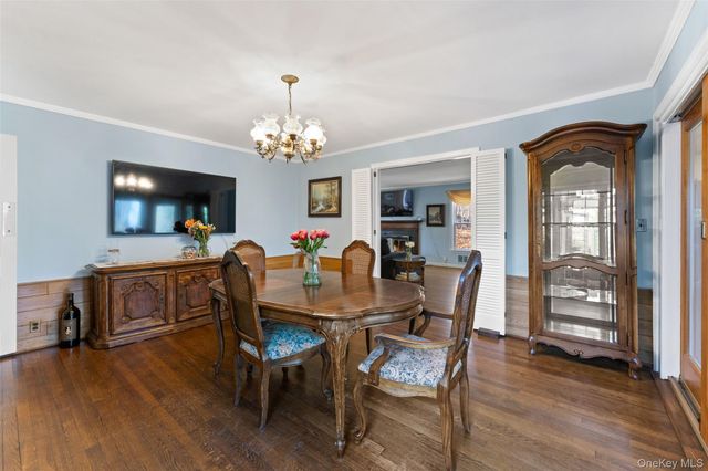 285 Old Colony Road, Hartsdale, NY 10530