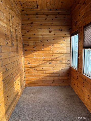 510 Division Street, Hurley, WI 54534