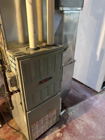 510 Division Street, Hurley, WI 54534