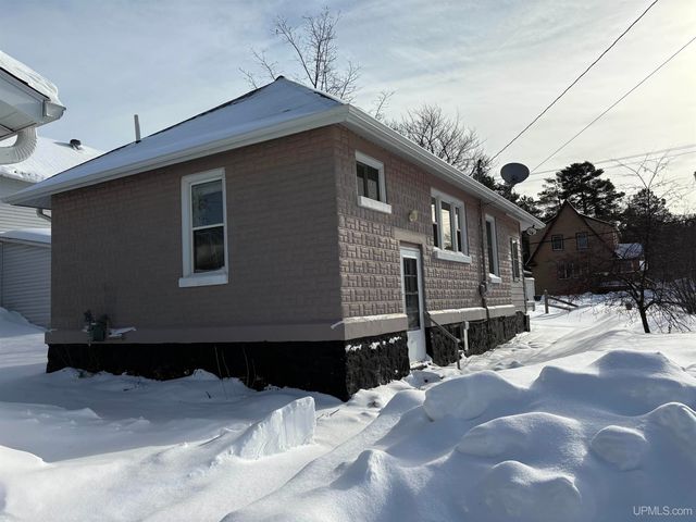 510 Division Street, Hurley, WI 54534