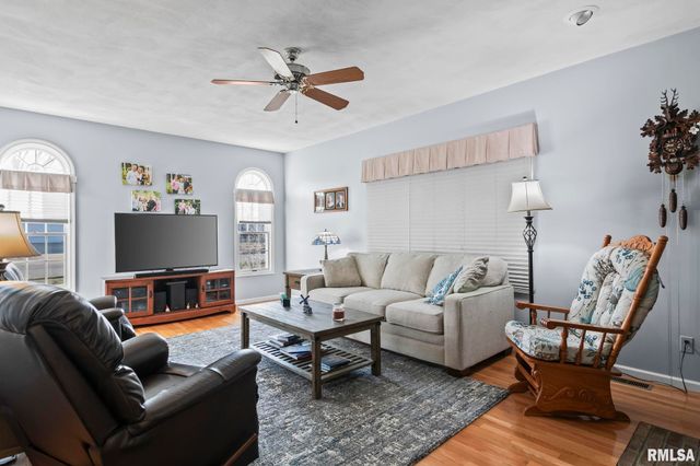 3700 Whig Street, Springfield, IL 62711