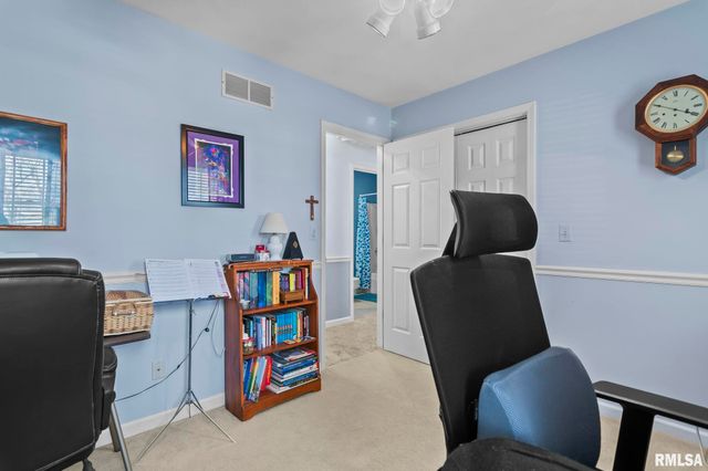 3700 Whig Street, Springfield, IL 62711