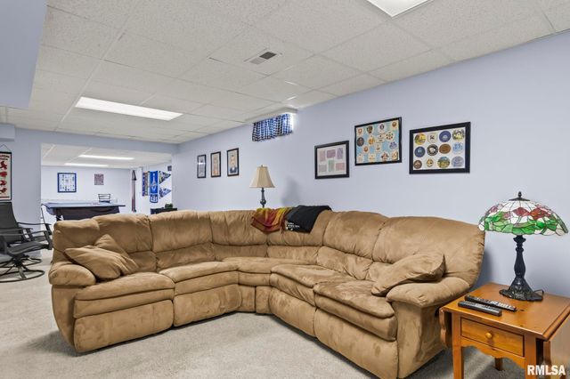 3700 Whig Street, Springfield, IL 62711