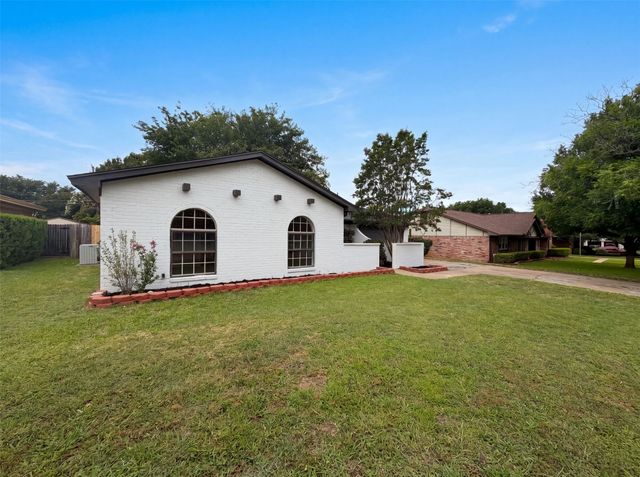 3729 Venice Drive, North Richland Hills, TX 76180