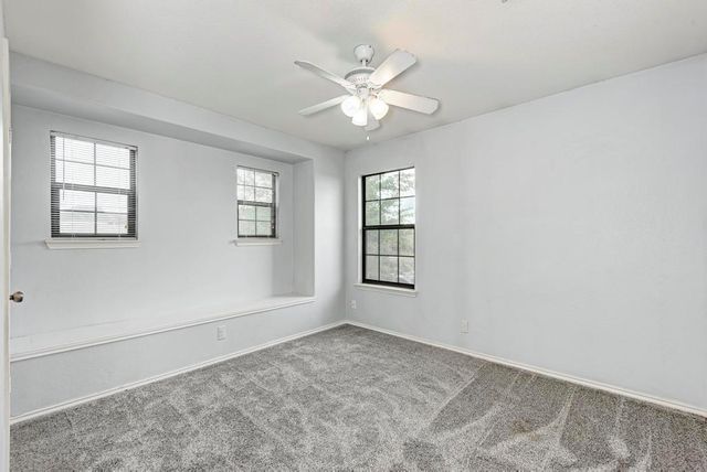 530 Sheep Trail DR, Kyle, TX 78640