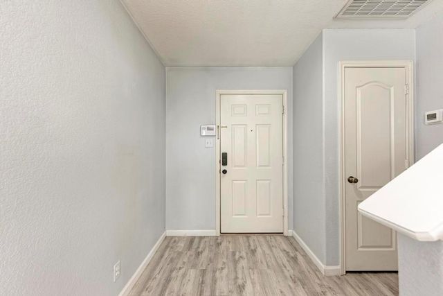 530 Sheep Trail DR, Kyle, TX 78640