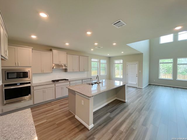9569 WITTEN DR, San Antonio, TX 78254