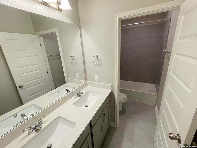 9569 WITTEN DR, San Antonio, TX 78254